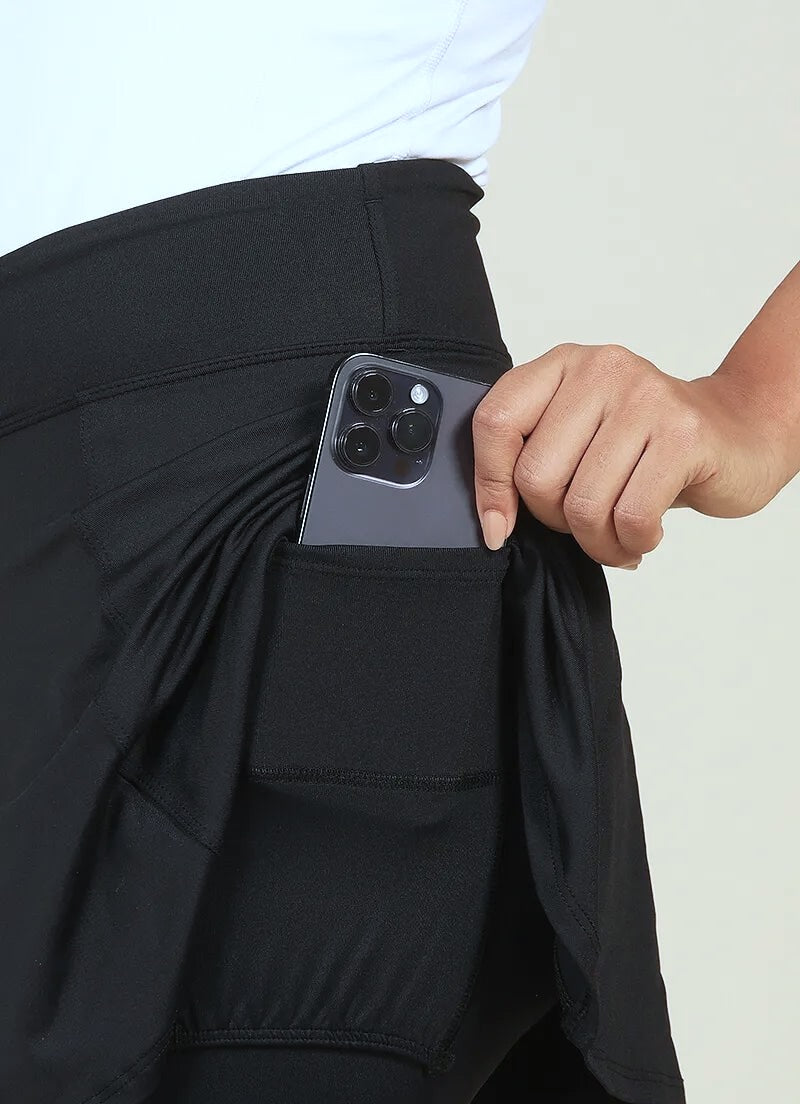 Love Skirted Capri (Black)