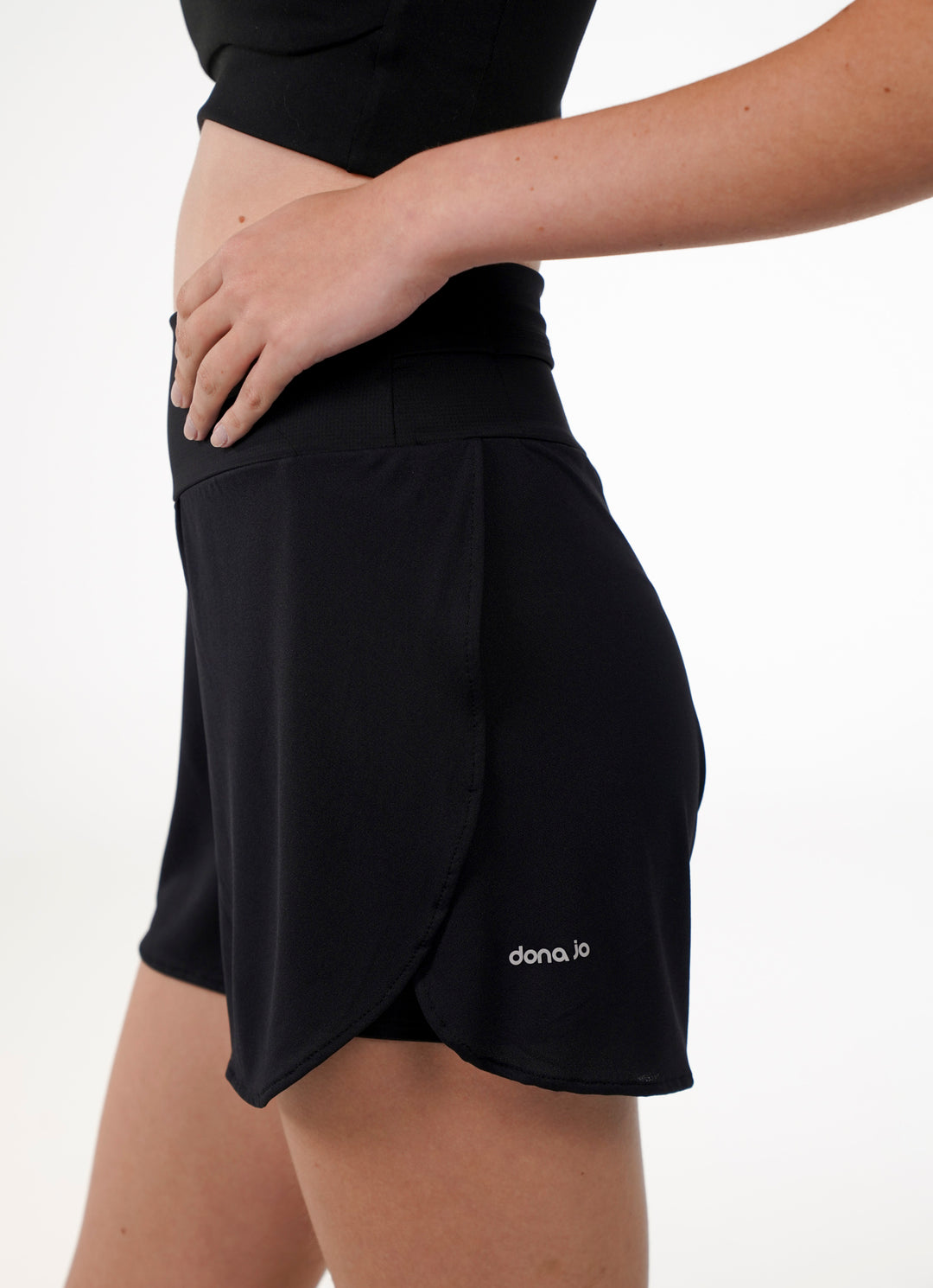Porus Run Short (Black)